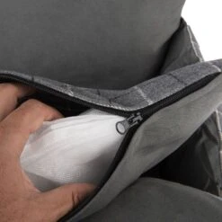 TIAKI Portable Car Seat Sleep & Travel L 50 X W 42 X H 42 Cm 32 TIAKI Portable Car Seat Sleep & Travel L 50 X W 42 X H 42 Cm -Zoo Plus 292196 tiaki autositz fg 4152 5 1