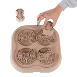 TIAKI Intelligence Toy Slow Feed Puzzle L 34.8 X W 34.8 X H 5.7 Cm -Zoo Plus 307596 intelligenzspielzeug slow feed puzzle fg 4935 9