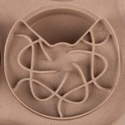 TIAKI Intelligence Toy Slow Feed Puzzle L 34.8 X W 34.8 X H 5.7 Cm -Zoo Plus 307596 intelligenzspielzeug slow feed puzzle fg 4939 3