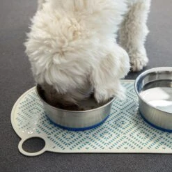 TIAKI Silicone Bowl Mat Green Rhombus L 50 X W 25 Cm -Zoo Plus 319003 tiaki silikon napfunterlage gr ne raute hs 07 2