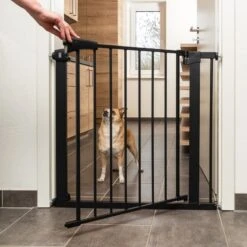 TIAKI Black Dog Gate With 7 Cm Extension Height 76 Cm, Width 75 To 82 Cm -Zoo Plus 334696 tiaki dog gate black fg 8112 7