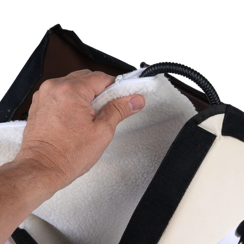 TIAKI Bola Heated Cat House 48 X 42 X 45cm (L X W X H) 6 TIAKI Bola Heated Cat House 48 X 42 X 45cm (L X W X H) - Image 6