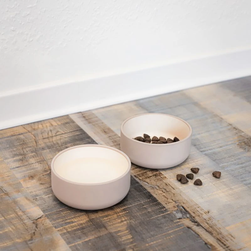 TIAKI Premium Silicone Bowl - Sand 350ml (11cm Diameter) 2 TIAKI Premium Silicone Bowl - Sand 350ml (11cm Diameter) - Image 2