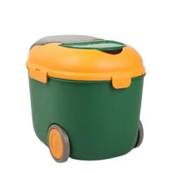 TIAKI Greenie Food Container 5 Litres -Zoo Plus 383857 tiaki feed storage greenie hs 03 6