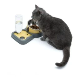 TIAKI Food And Water Dispenser 2-in-1 200ml Bowl & 500ml Bottle 26 TIAKI Food And Water Dispenser 2-in-1 200ml Bowl & 500ml Bottle -Zoo Plus 383934 tiaki feed and waterdispenser 2in1 cat fg 2347 8