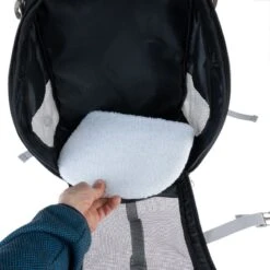 TIAKI Rucksack For Pets 30 X 24 X 43cm (L X W X H) 28 TIAKI Rucksack For Pets 30 X 24 X 43cm (L X W X H) -Zoo Plus 418696 tiaki backpack for pets fg 3318 7