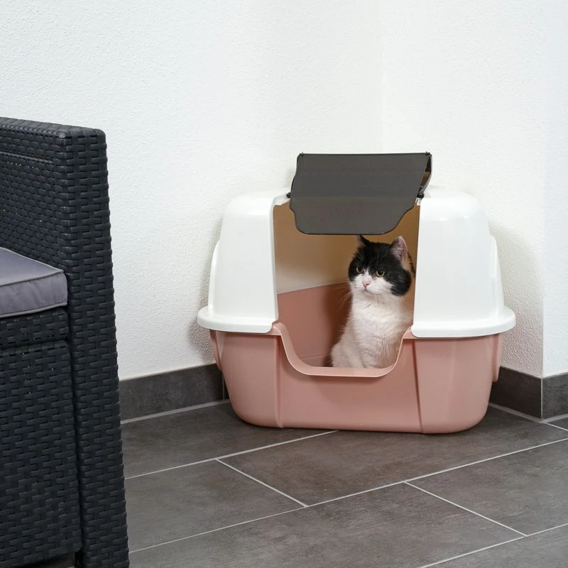 TIAKI Parfait Corner Hooded Litter Tray Cream/ Pink 3 TIAKI Parfait Corner Hooded Litter Tray Cream/ Pink - Image 3