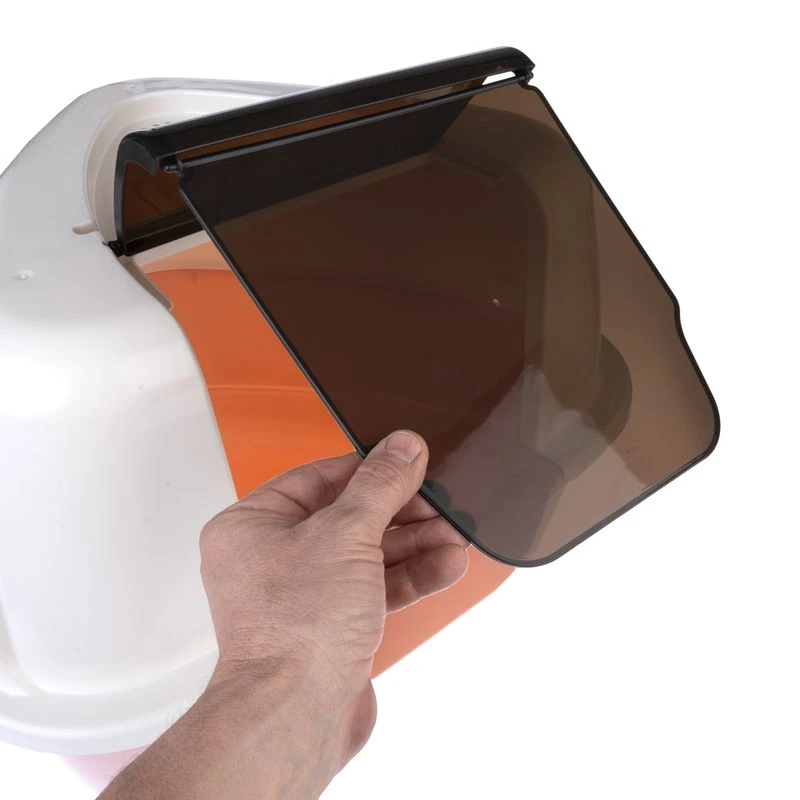 TIAKI Parfait Corner Hooded Litter Tray Cream/ Pink 8 TIAKI Parfait Corner Hooded Litter Tray Cream/ Pink - Image 8