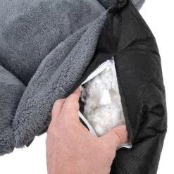 TIAKI Lazy Bear Dog Bed – Dark Grey Size M: 70 X 55 X 20cm (L X W X H) -Zoo Plus 446105 tiaki hundebett lazy bear dunkelgrau fg 4136 9