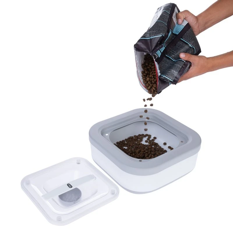 TIAKI Collapsible Silicone Food Container 12 Litres - Image 5