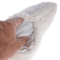 TIAKI Funny Winter Dog Cushion 50 X 30 Cm (L X W) -Zoo Plus 478001 kissen funny winter dog fg 1820 1