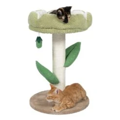 TIAKI Nature Blossom Scratching Tree Light Green -Zoo Plus 481735 tiaki nature blossom green fg 4652 5