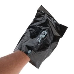 TIAKI Black Dog Poop Bags 40 Rolls Of 15 Bags 9 TIAKI Black Dog Poop Bags 40 Rolls Of 15 Bags -Zoo Plus 483796 tiaki black poop bags fg 5636 6