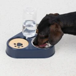 TIAKI Triple Feeder With Water Dispenser 2 X 200ml -Zoo Plus 486196 dog fg 5864 9