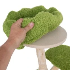 TIAKI Nature Willow Scratching Post Green -Zoo Plus 500904 tiaki nature willow green fg 4227 1