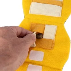 TIAKI Willi Bee Sniffer Toy Approx. 57 X 15 Cm (L X W) -Zoo Plus 500996 willi bee sniffing toy fg 3208 5