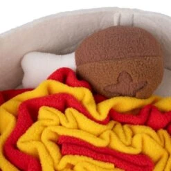 TIAKI Chicken Noodles Sniffing Mat 26 X 26cm (L X W) -Zoo Plus 500998 chicken noodles sniffing mat fg 3396 4