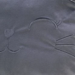 TIAKI Decorative Cushion With Cat Face 1 Item 24 TIAKI Decorative Cushion With Cat Face 1 Item -Zoo Plus 501702 tiaki throw pillow smiling cat fg 0930 4