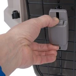 TIAKI Transport Box With Wheels Size S: 72.5 X 54.5 X 62 Cm (L X W X H) 28 TIAKI Transport Box With Wheels Size S: 72.5 X 54.5 X 62 Cm (L X W X H) -Zoo Plus 533704 transport box l fg 3245 4