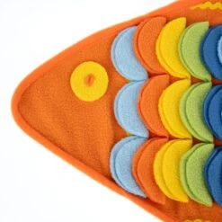 TIAKI Rainbow Fish Sniffing Mat Approx. 48 X 25cm (L X W) -Zoo Plus 539597 tiaki rainbow fish sniffing mat fg 0654 5