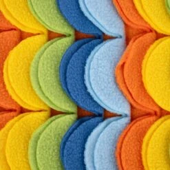 TIAKI Rainbow Fish Sniffing Mat Approx. 48 X 25cm (L X W) -Zoo Plus 539597 tiaki rainbow fish sniffing mat fg 0655 5