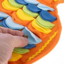 TIAKI Rainbow Fish Sniffing Mat Approx. 48 X 25cm (L X W) -Zoo Plus 539597 tiaki rainbow fish sniffing mat fg 0660 8