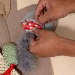 TIAKI Pawprint Interactive Mat For Cats 1 Mat 27 TIAKI Pawprint Interactive Mat For Cats 1 Mat -Zoo Plus 586398 tiaki footprint cat interactive mat fg 1913 3