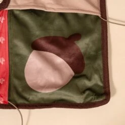 TIAKI Autumn Interactive Play Mat For Cats 1 Mat 37 TIAKI Autumn Interactive Play Mat For Cats 1 Mat -Zoo Plus 586399 tiaki cat autumn interactive mat fg 1889 6