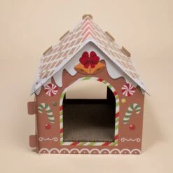 TIAKI Gingerbread House For Cats 37 X 36 X 40.5 Cm (L X W X H) -Zoo Plus 596107 tiaki gingerbread house fg 0106 0