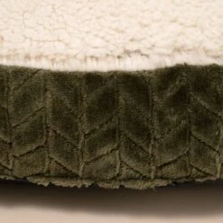 TIAKI Fir Tree Dog Bed Approx. 70 X 70 X 18 Cm (L X W X H) -Zoo Plus 597700 tiaki spruce bed fg 1841 7